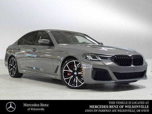 Used 2022 BMW M550i xDrive w/ Dynamic Handling Package image 1