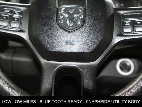 Used 2017 RAM 3500 Tradesman RWD image 16