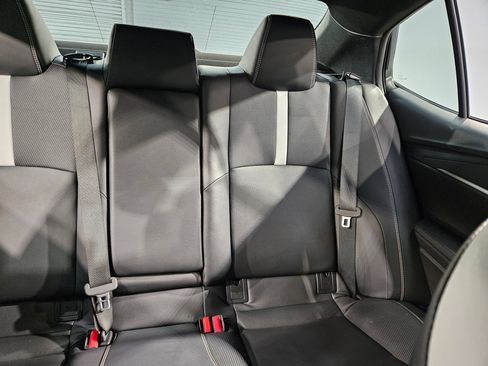 Used 2025 Toyota Camry SE FWD image 14