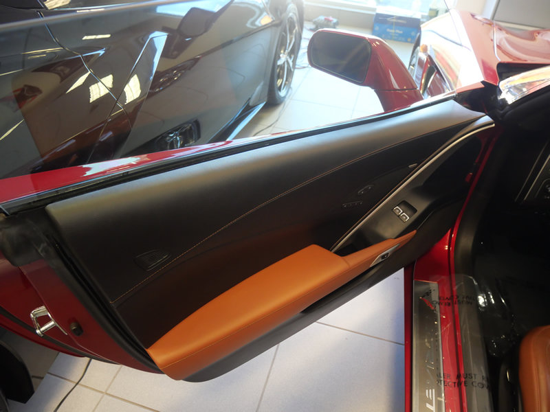 Used 2015 Chevrolet Corvette Stingray Convertible w/ 2LT Preferred Equipment Group RWD image 7