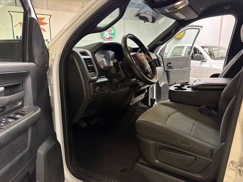 Used 2022 RAM 2500 Tradesman AWD/4WD image 26