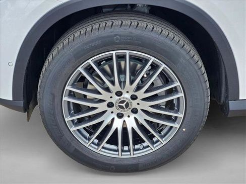 New 2026 Mercedes-Benz GLC 300 image 10