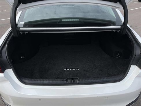 Used 2021 Lexus ES 300h w/ Premium Package image 11