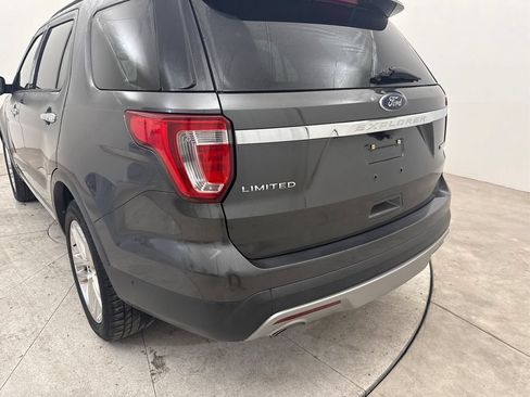 Used 2016 Ford Explorer Limited w/ Equipment Group 301A FWD image 20