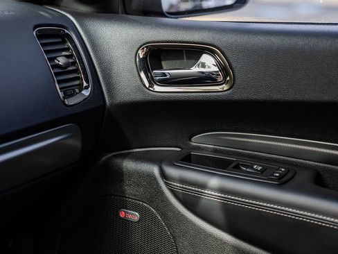 Used 2018 Dodge Durango SRT image 19