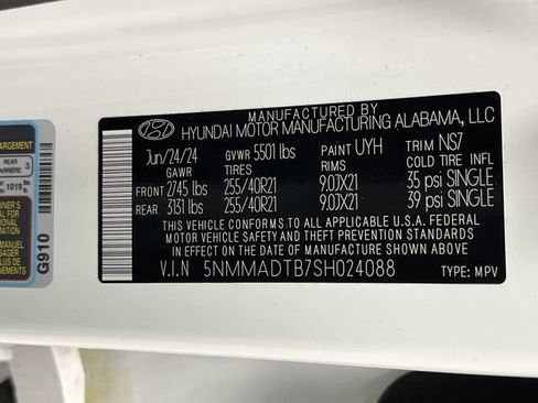 Used 2025 Genesis GV70 2.5T w/ Sport Prestige Package image 41