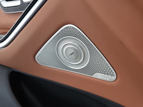 Certified 2024 Mercedes-Benz S 580 4MATIC Sedan image 7