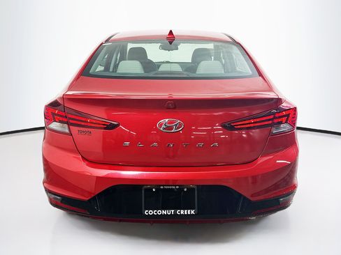Used 2020 Hyundai Elantra Value Edition FWD image 4