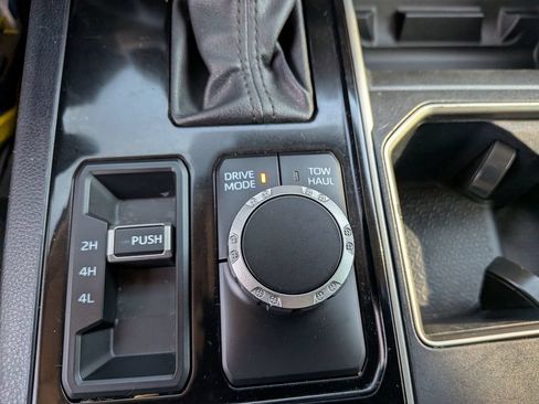 Used 2024 Toyota Tundra SR5 w/ SR5 Premium Package AWD/4WD image 18