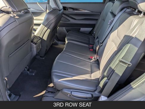 Used 2025 INFINITI QX60 Pure image 15