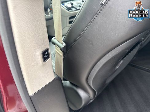 Used 2023 Chrysler Pacifica Touring-L FWD image 29