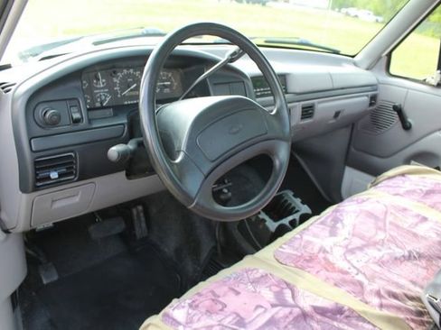 Used 1996 Ford F250 4x4 Regular Cab image 16