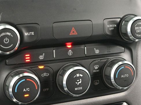 Used 2020 RAM 1500 Big Horn AWD/4WD image 21