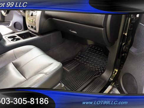 Used 2013 Chevrolet Silverado 3500 LTZ AWD/4WD image 33