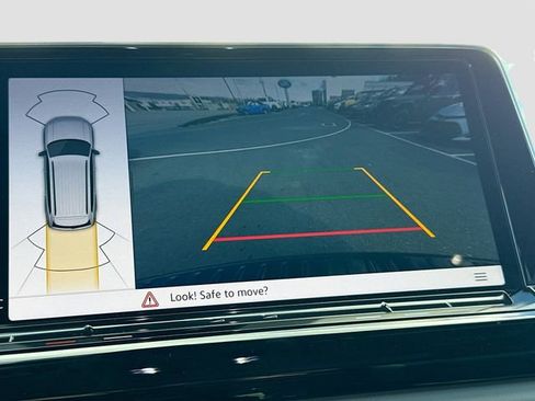 Used 2024 Volkswagen Atlas Peak Edition SEL image 15