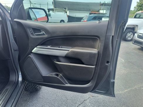 Used 2016 Chevrolet Colorado LT w/ Luxury Package, Chrome AWD/4WD image 23