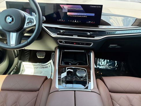 Used 2026 BMW X6 xDrive40i image 19