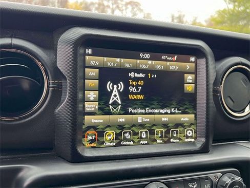 Certified 2021 Jeep Wrangler Unlimited Sahara image 29