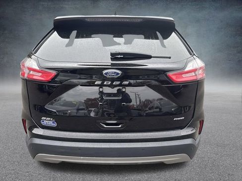 Used 2023 Ford Edge SEL image 4