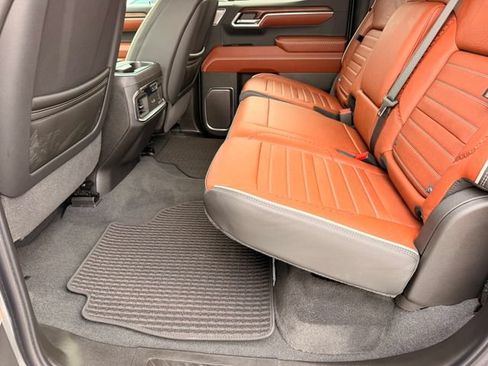 Used 2025 GMC Sierra 1500 Denali Ultimate AWD/4WD image 28