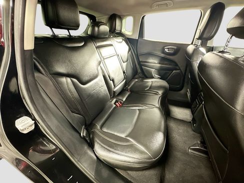 Used 2018 Jeep Compass Limited AWD/4WD image 27