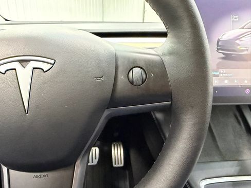 Used 2022 Tesla Model Y Performance AWD/4WD image 27