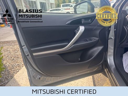 Used 2024 Mitsubishi Eclipse Cross AWD image 17