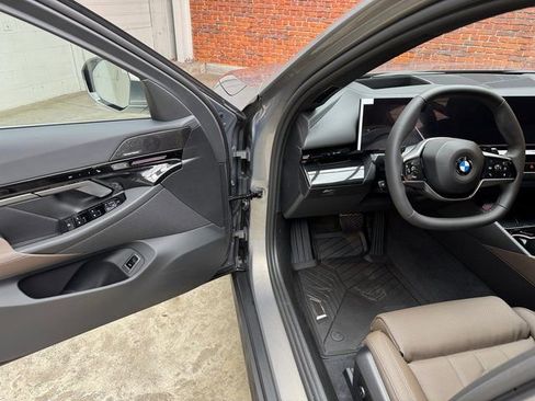 New 2026 BMW 530i xDrive 530i xDrive w/ Premium Package image 9