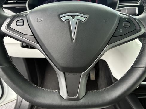 Used 2020 Tesla Model X Long Range AWD/4WD image 26