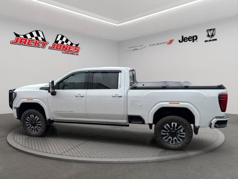 Used 2024 GMC Sierra 2500 Denali Ultimate w/ Max Trailering Package AWD/4WD image 2