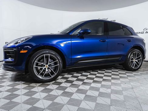 Used 2023 Porsche Macan AWD/4WD image 5