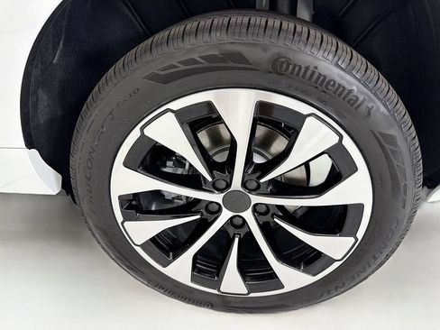 Used 2026 Audi Q3 quattro 2.0T w/ Driver Assistance Package AWD/4WD image 31