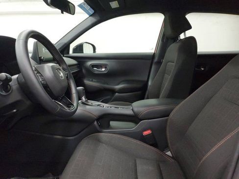 Certified 2025 Honda HR-V Sport image 17