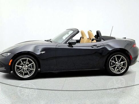Used 2016 MAZDA MX-5 Miata Grand Touring RWD image 8