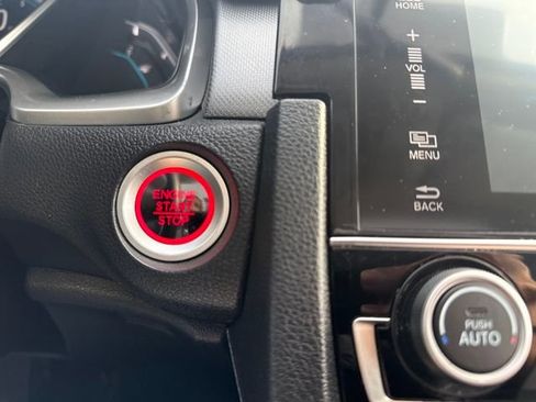 Used 2018 Honda Civic EX image 30