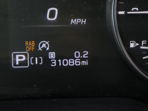 Used 2025 Subaru Forester Limited AWD/4WD image 2