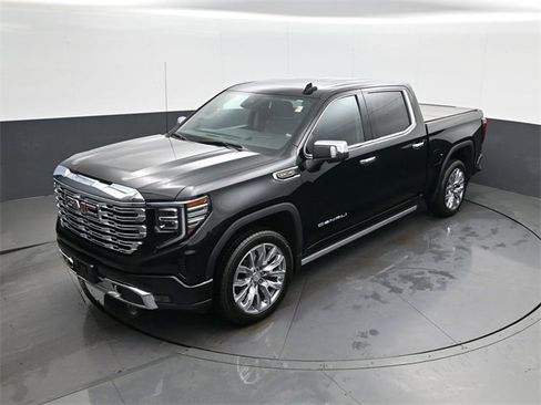Used 2025 GMC Sierra 1500 Denali w/ Denali Reserve Package image 13