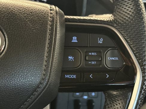 Used 2024 Toyota Tundra Limited w/ TRD Off-Road Package AWD/4WD image 27