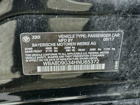 Used 2017 BMW 330i xDrive Sedan AWD/4WD image 28