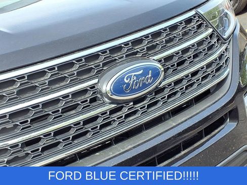 Used 2023 Ford Explorer XLT w/ Equipment Group 202A AWD/4WD image 32