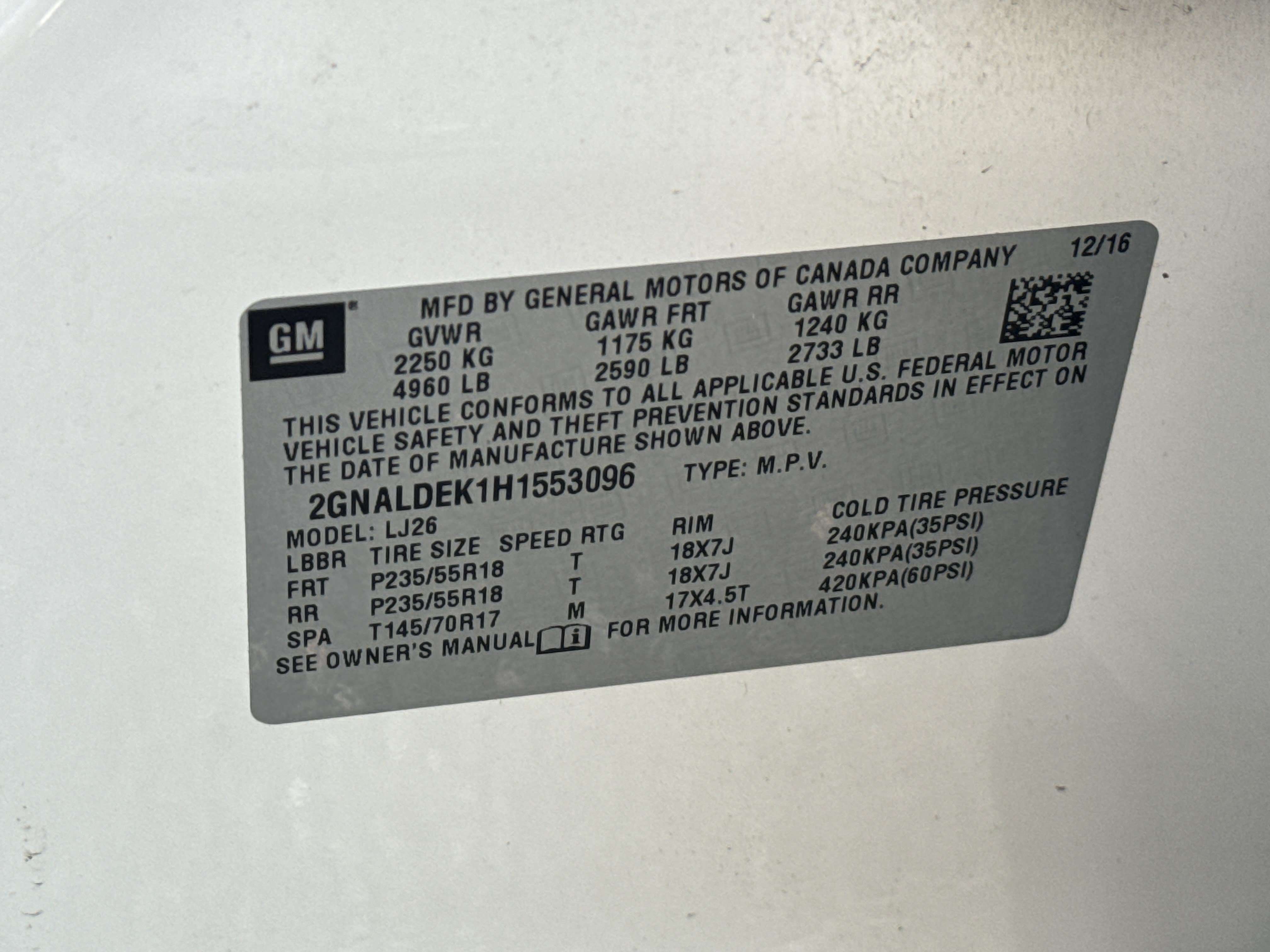 Used 2017 Chevrolet Equinox Premier w/ Enhanced Convenience Package FWD image 29