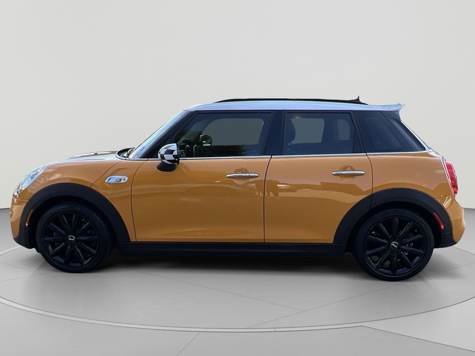 Used 2016 MINI Cooper S FWD image 2