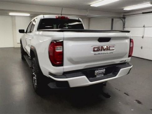 Certified 2024 GMC Canyon AT4 image 7