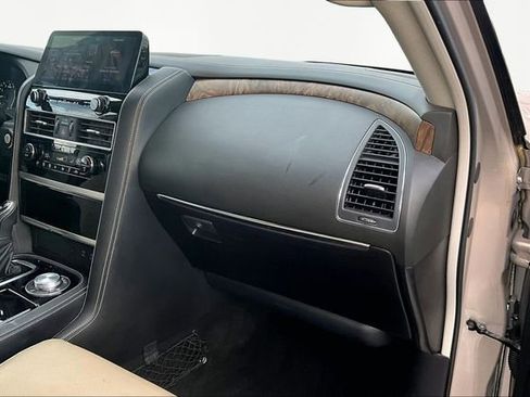 Used 2024 INFINITI QX80 Premium Select w/ Cargo Package image 19