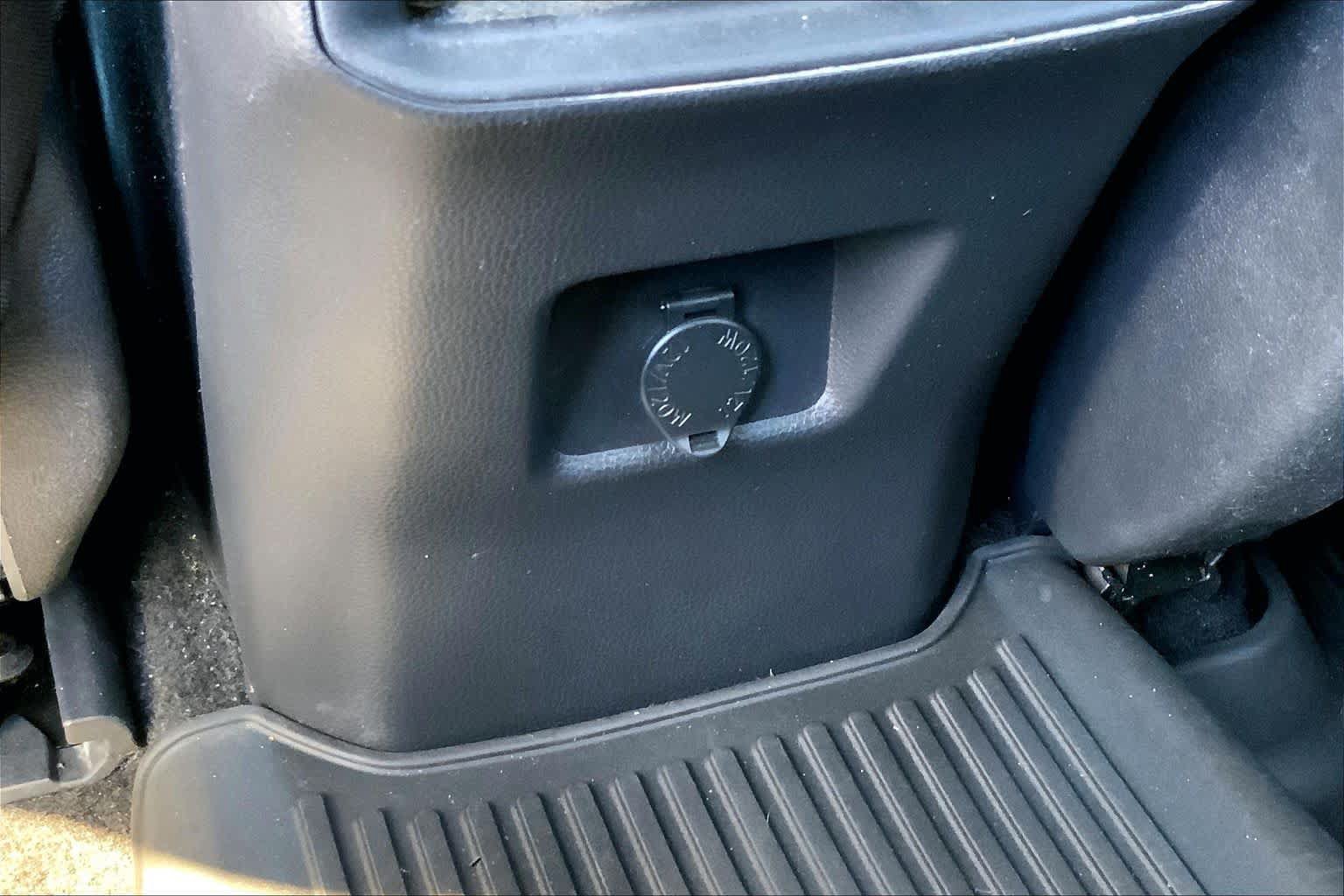 Used 2021 Toyota RAV4 LE FWD image 35