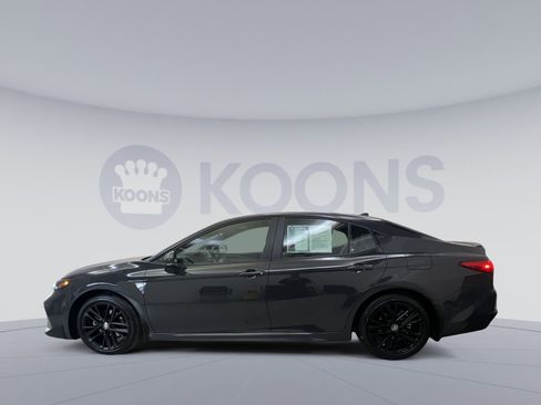 Used 2026 Toyota Camry SE image 2