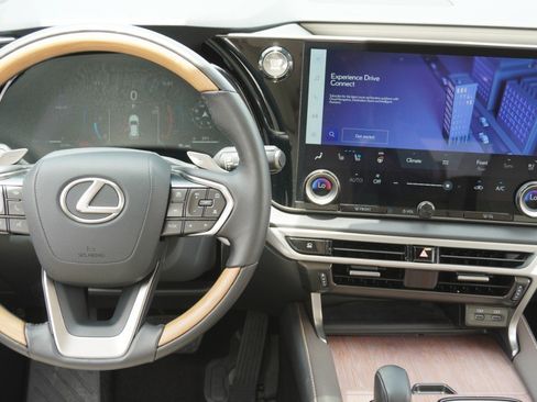 Certified 2025 Lexus RX 350 Premium Plus w/ Accessory Package (Z1) FWD image 28