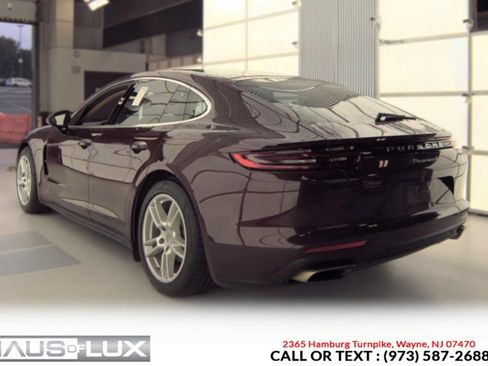 Used 2018 Porsche Panamera 4 w/ Premium Package Plus AWD/4WD image 7