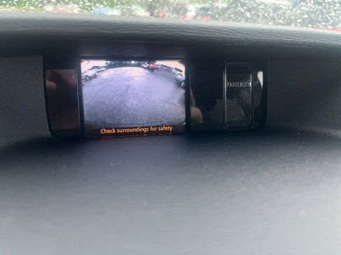 Used 2014 Toyota Sienna LE AWD/4WD image 10