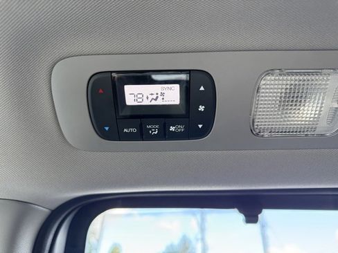 Used 2016 Honda Odyssey EX-L image 24